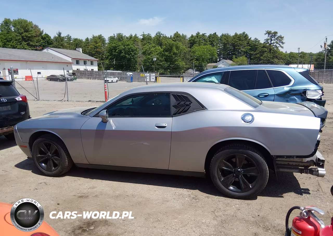 2017 Dodge Challenger Sxt VIN:2C3CDZAG4HH600744 - 15