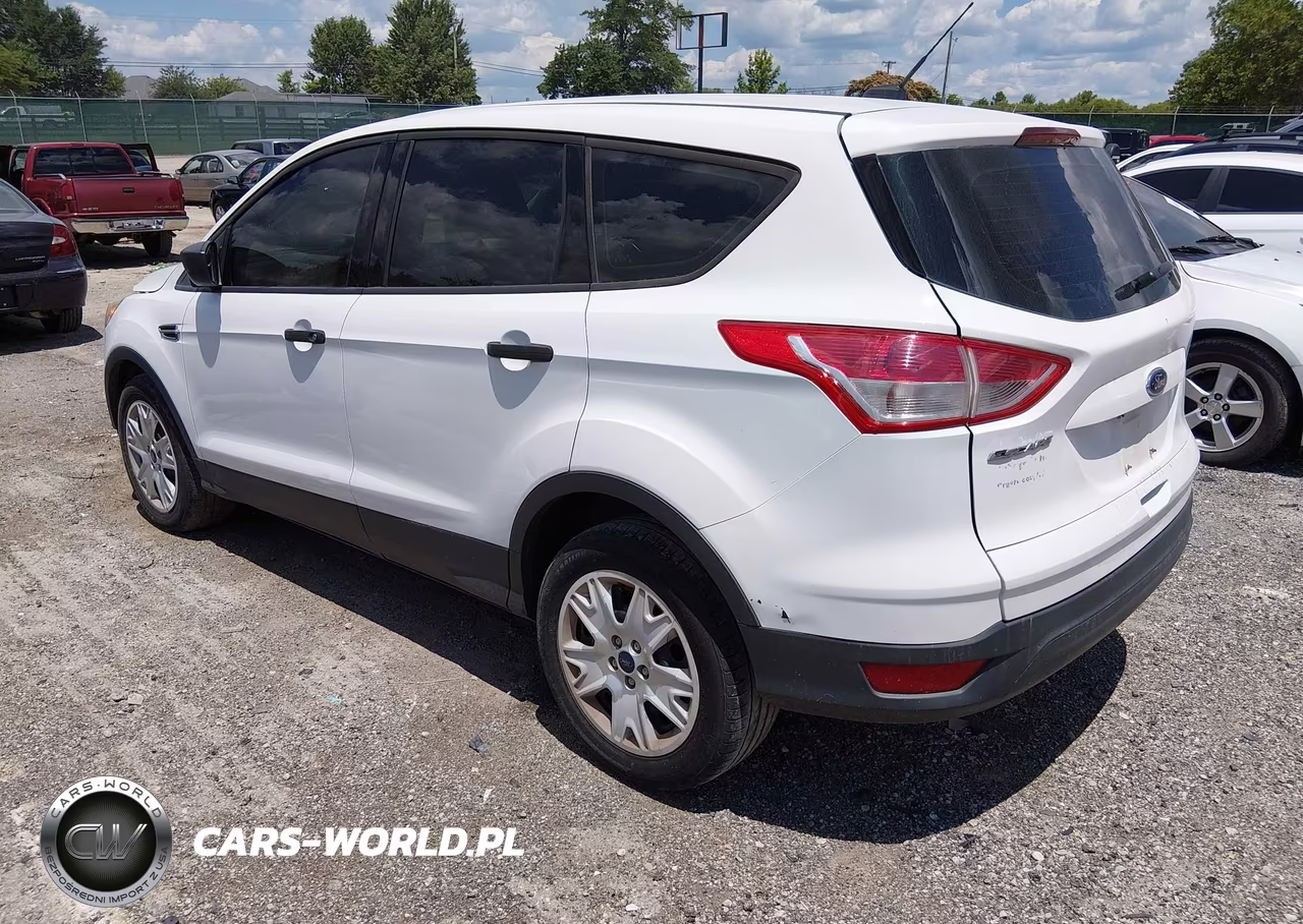 2013 Ford Escape S VIN:1FMCU0F75DUA35195 - 3