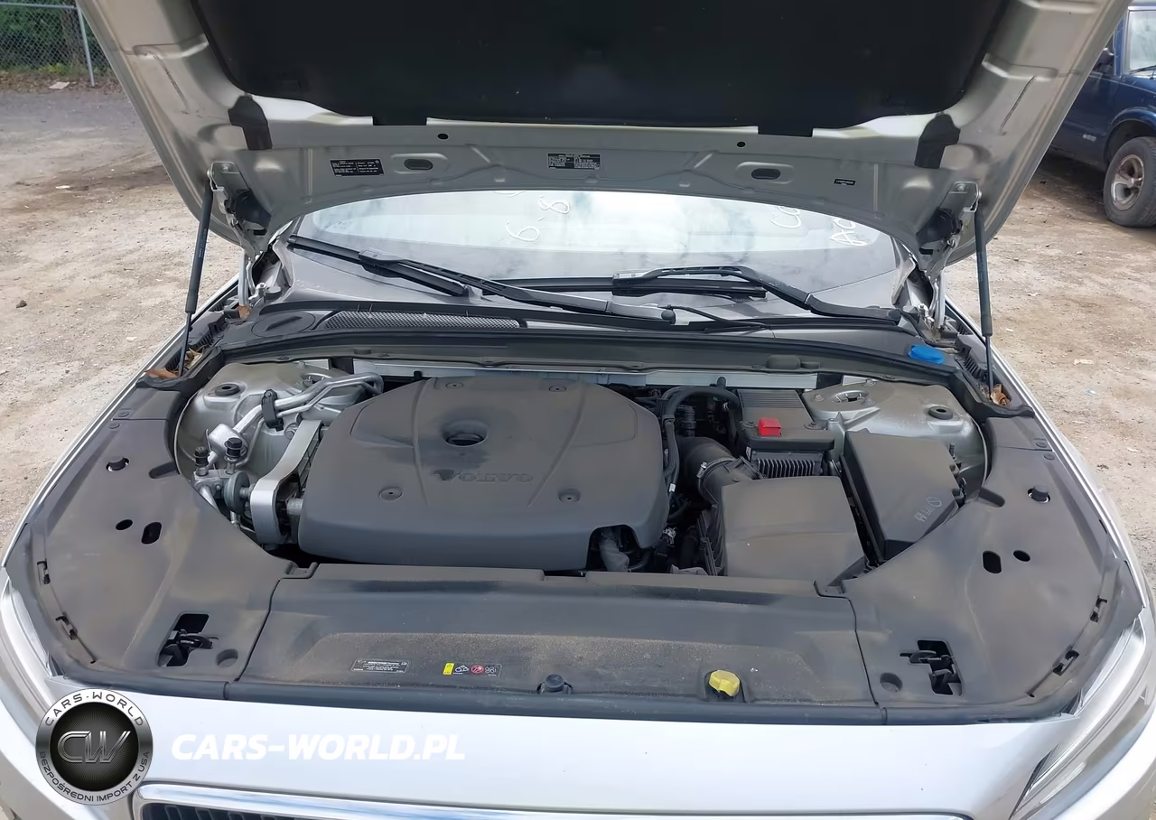 2018 Volvo S90 T5 Momentum VIN:LVY102MK1JP055490 - 10