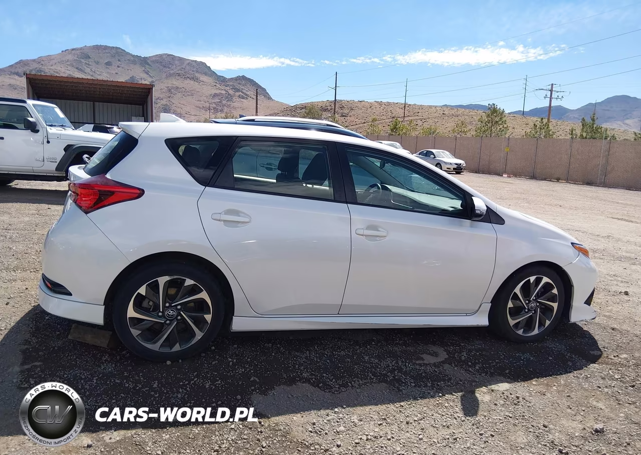 2018 Toyota Corolla Im VIN:JTNKARJE0JJ573119 - 13