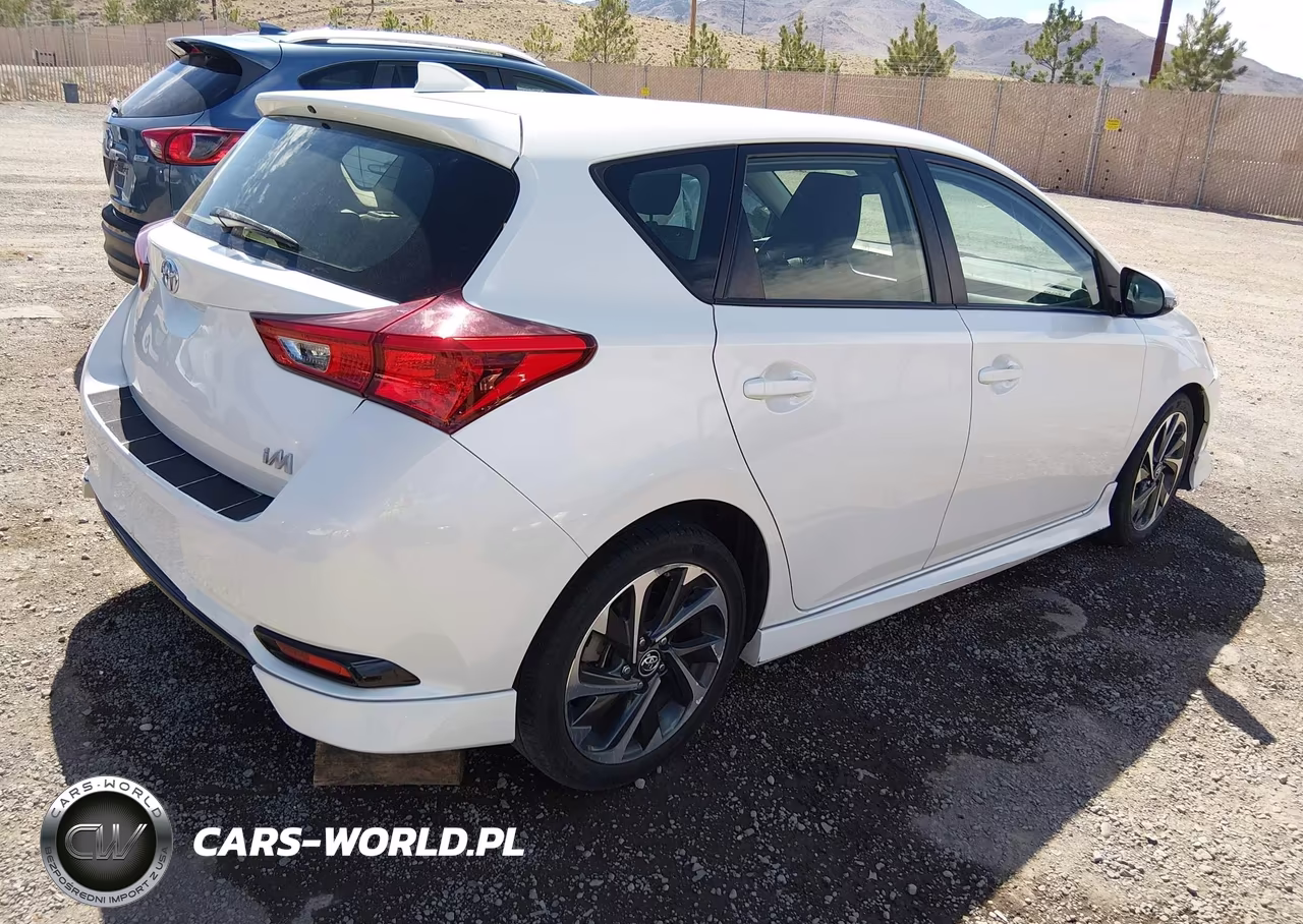 2018 Toyota Corolla Im VIN:JTNKARJE0JJ573119 - 4