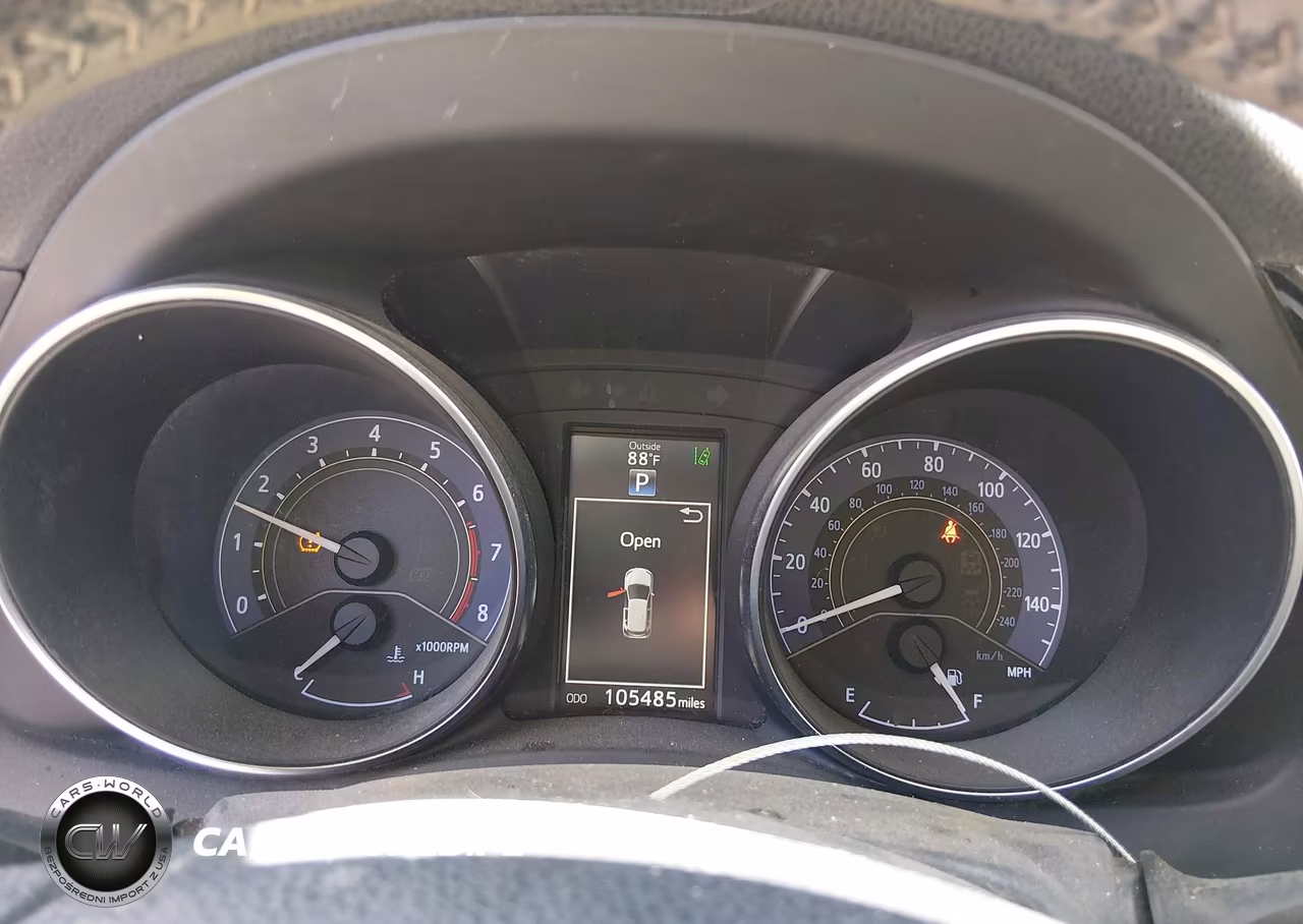 2018 Toyota Corolla Im VIN:JTNKARJE0JJ573119 - 7
