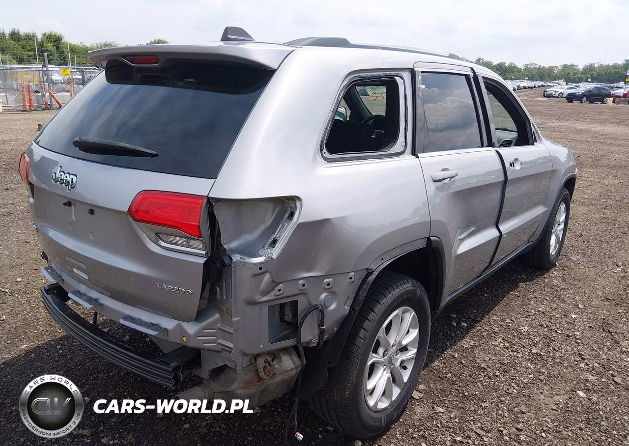 2015 Jeep Grand Cherokee Laredo VIN:1C4RJFAG4FC140448 - 6