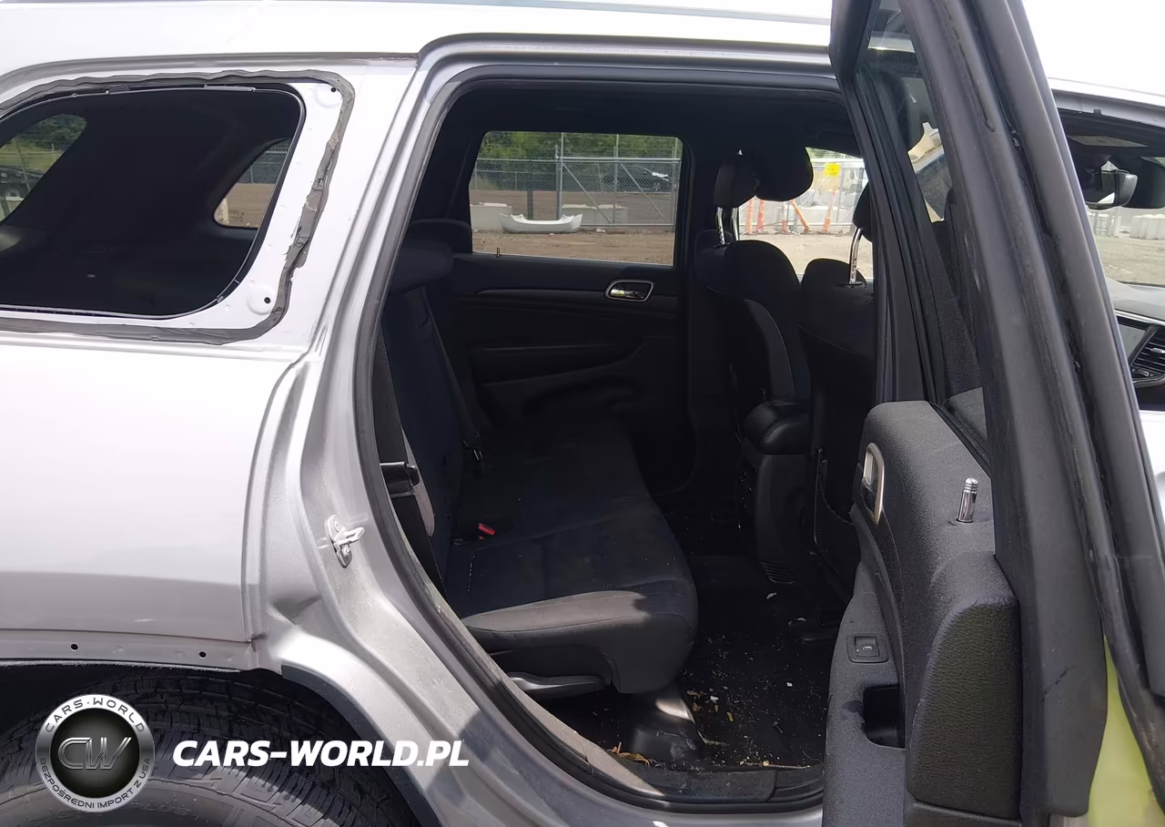 2015 Jeep Grand Cherokee Laredo VIN:1C4RJFAG4FC140448 - 8