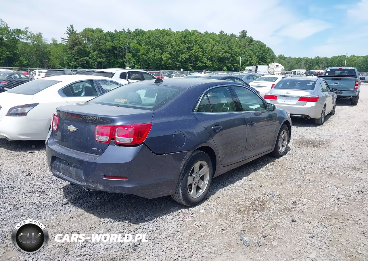 2013 Chevrolet Malibu 1Ls VIN:1G11B5SA7DF257038 - 4