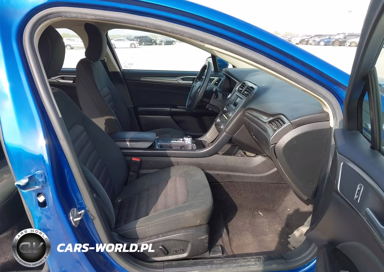 2017 Ford Fusion Se VIN:3FA6P0H79HR104852 - 5