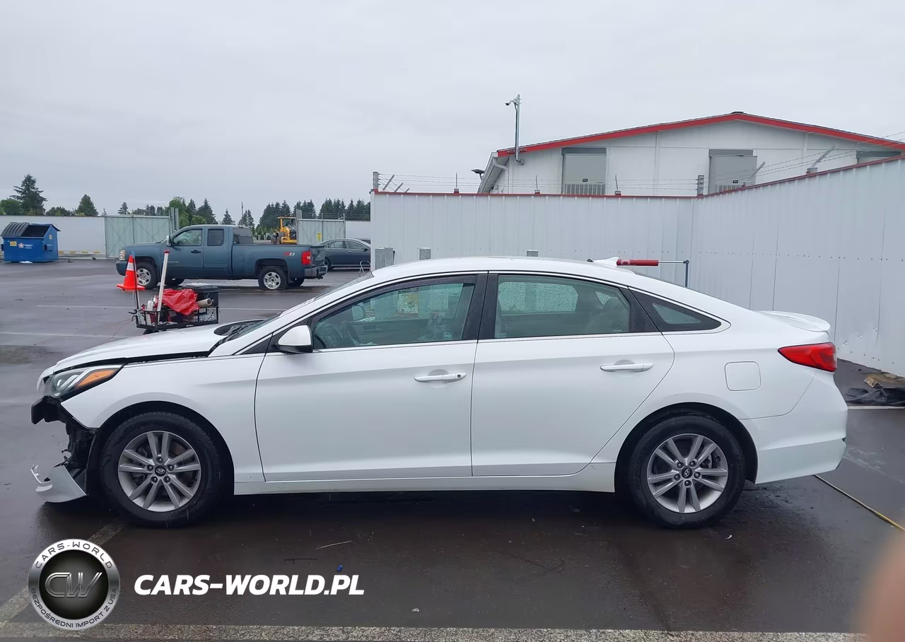 2015 Hyundai Sonata Se VIN:5NPE24AF4FH220098 - 15