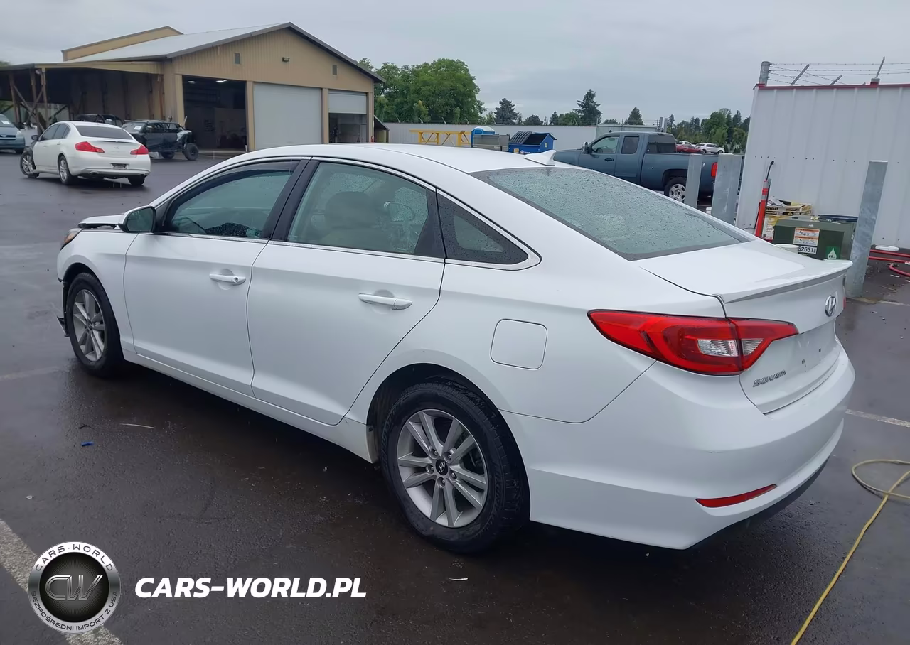 2015 Hyundai Sonata Se VIN:5NPE24AF4FH220098 - 3