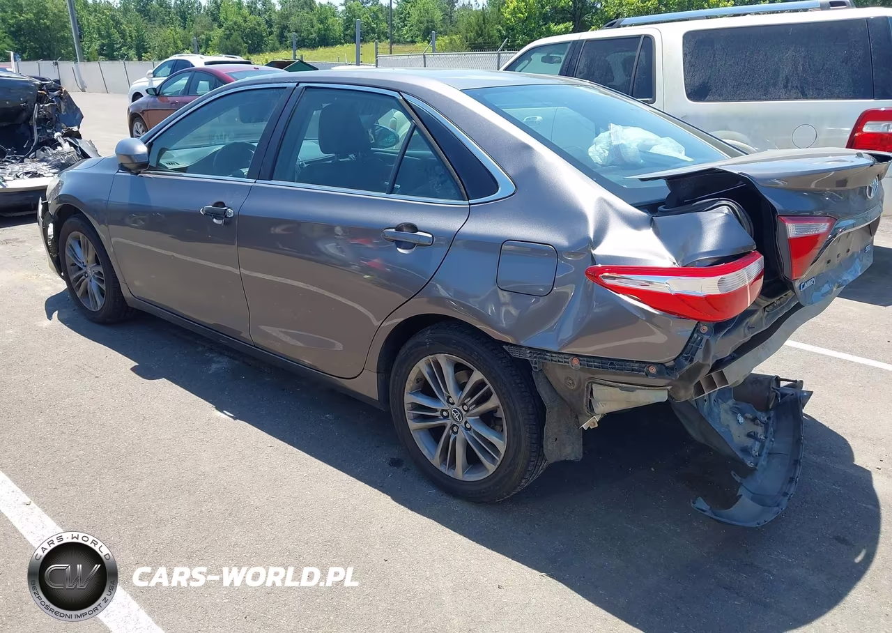 2016 Toyota Camry Se VIN:4T1BF1FKXGU165168 - 3