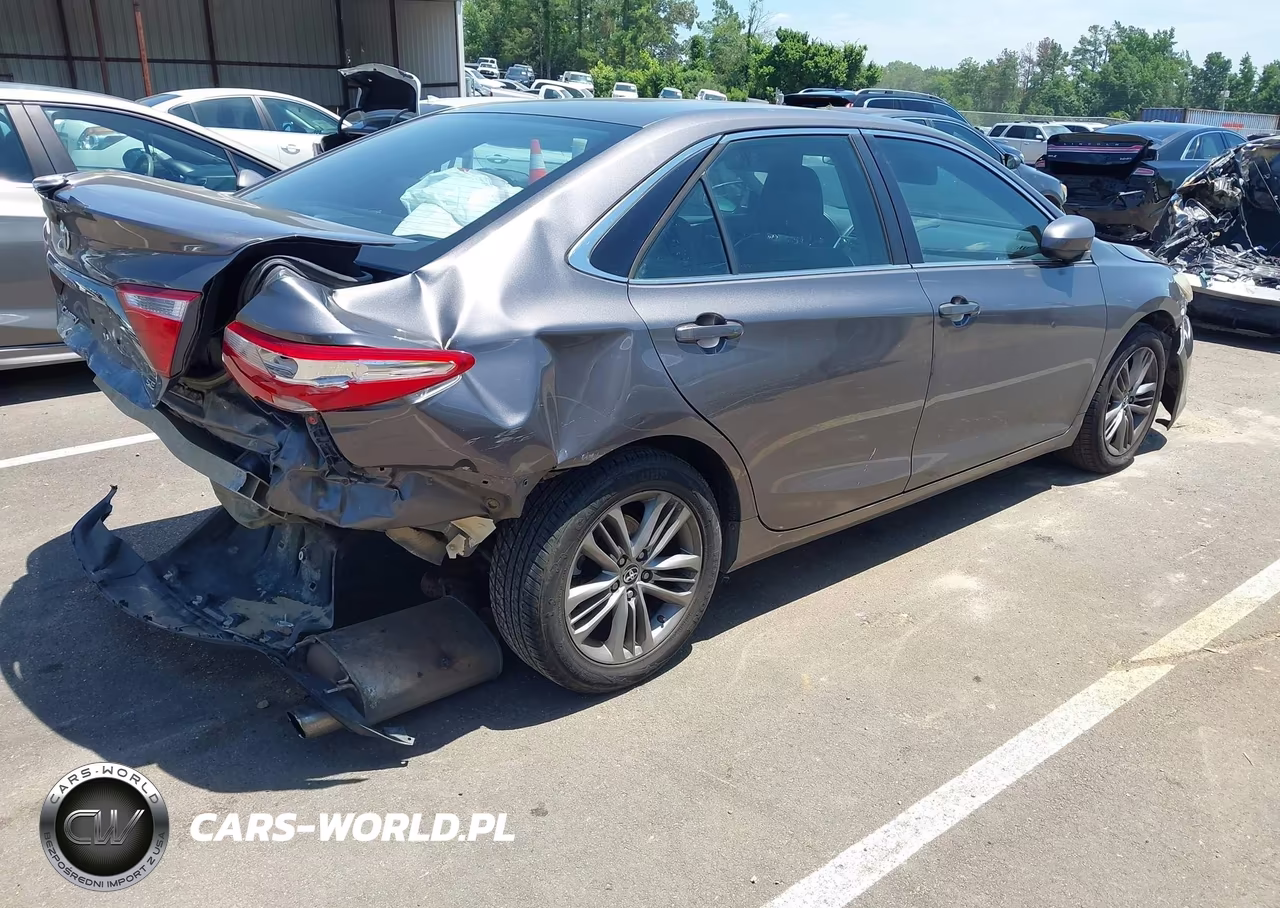 2016 Toyota Camry Se VIN:4T1BF1FKXGU165168 - 4
