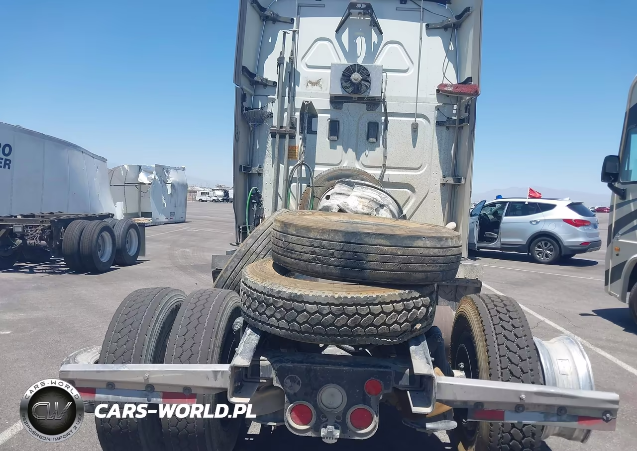 2017 Freightliner Cascadia 125 VIN:3AKJGLDR9HSHY5137 - 15