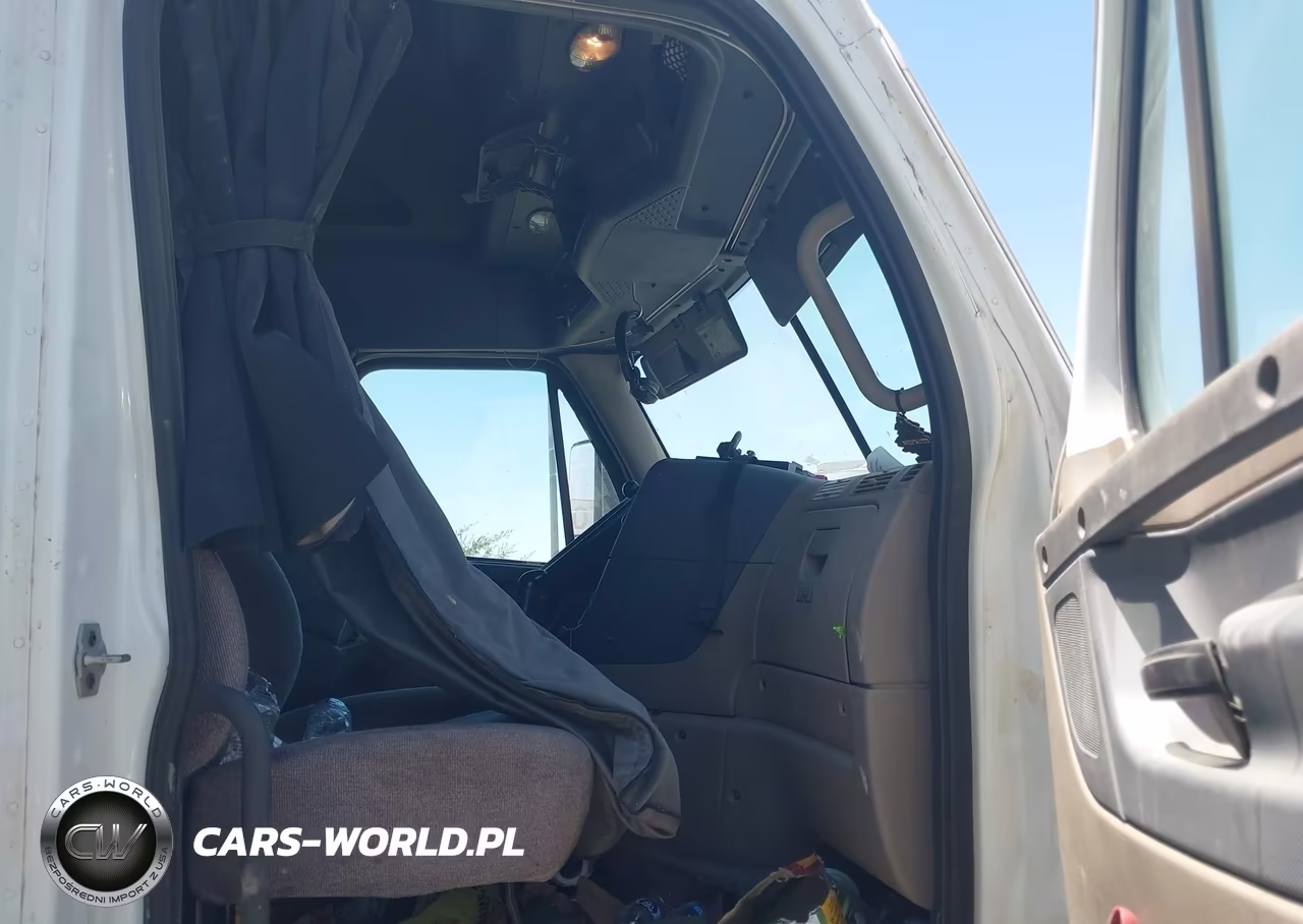 2017 Freightliner Cascadia 125 VIN:3AKJGLDR9HSHY5137 - 7