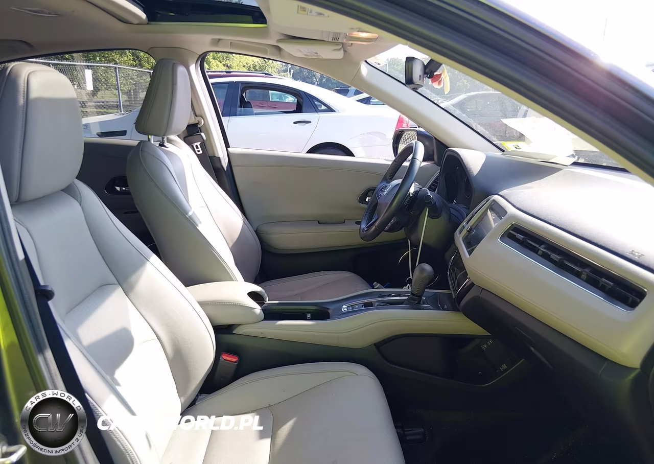 2019 Honda Hr-V Touring VIN:3CZRU6H90KM704145 - 5