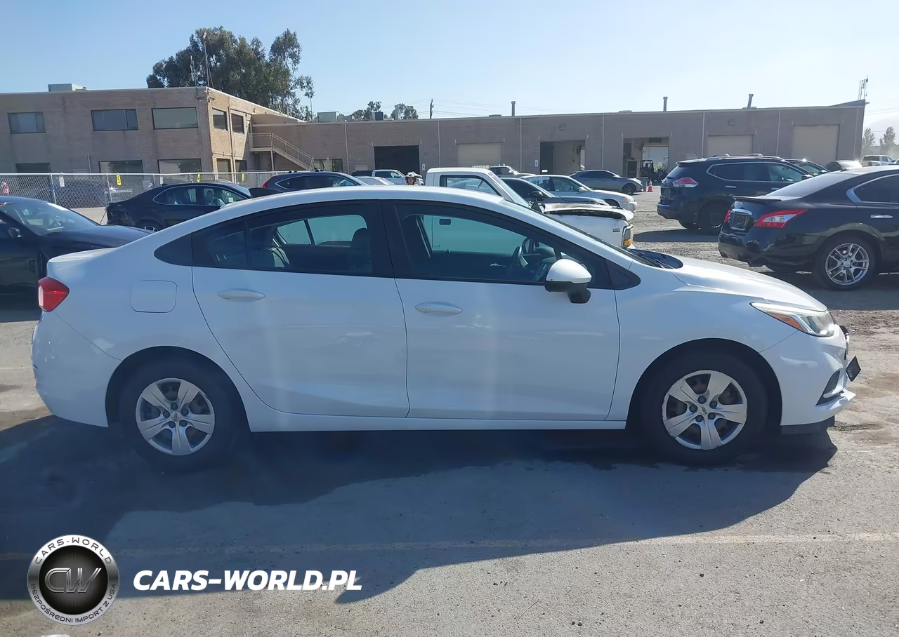 2017 Chevrolet Cruze Ls Auto VIN:1G1BC5SMXH7216723 - 13