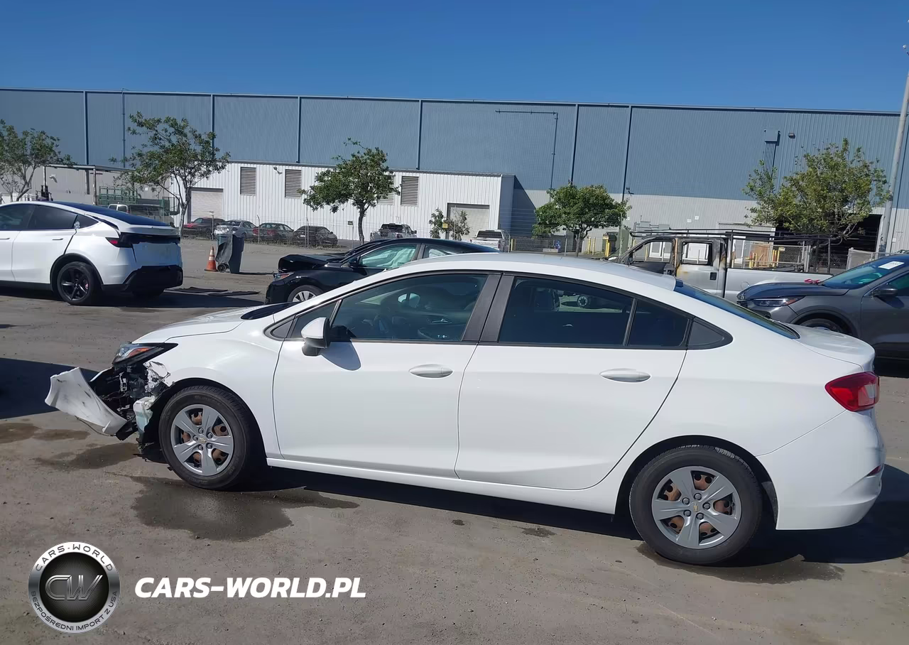 2017 Chevrolet Cruze Ls Auto VIN:1G1BC5SMXH7216723 - 14