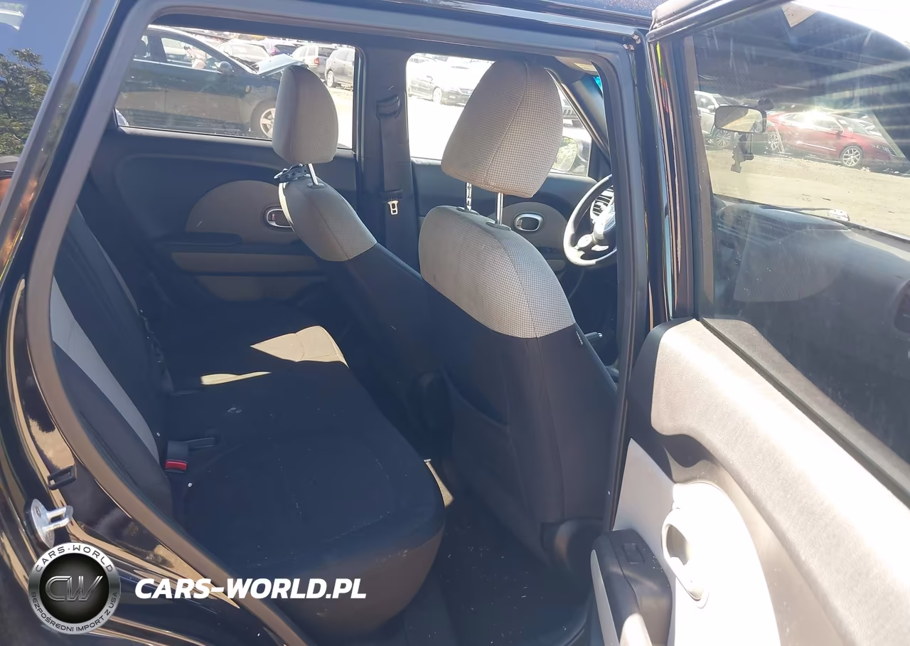 2014 Kia Soul VIN:KNDJN2A21E7745484 - 8