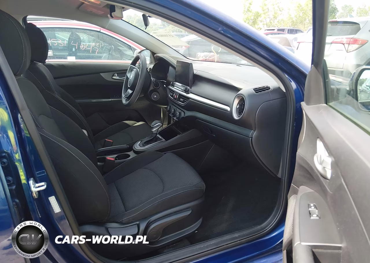 2021 Kia Forte Lxs VIN:3KPF24AD7ME412667 - 5