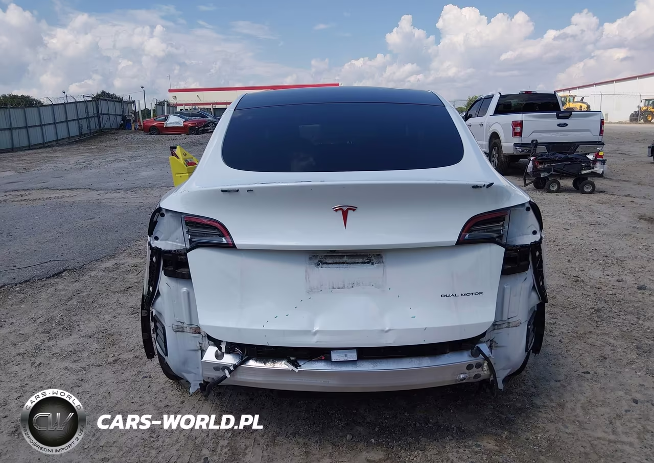 2021 Tesla Model Y Long Range Dual Motor All-Wheel Drive VIN:5YJYGDEE1MF192076 - 17