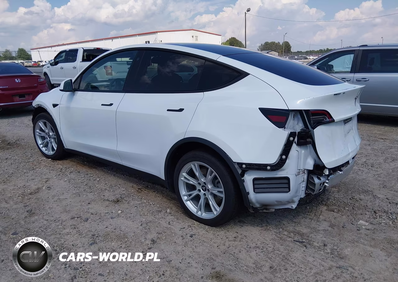 2021 Tesla Model Y Long Range Dual Motor All-Wheel Drive VIN:5YJYGDEE1MF192076 - 3