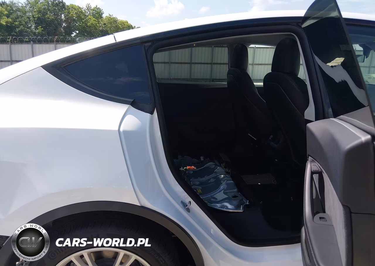 2021 Tesla Model Y Long Range Dual Motor All-Wheel Drive VIN:5YJYGDEE1MF192076 - 8