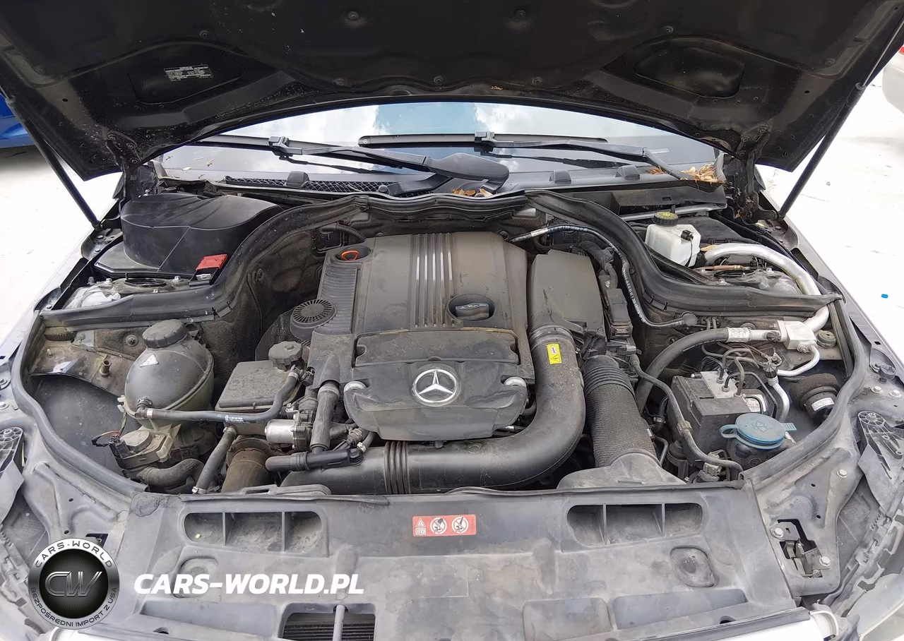2012 Mercedes-Benz C 250 Sport VIN:WDDGF4HBXCR221850 - 10