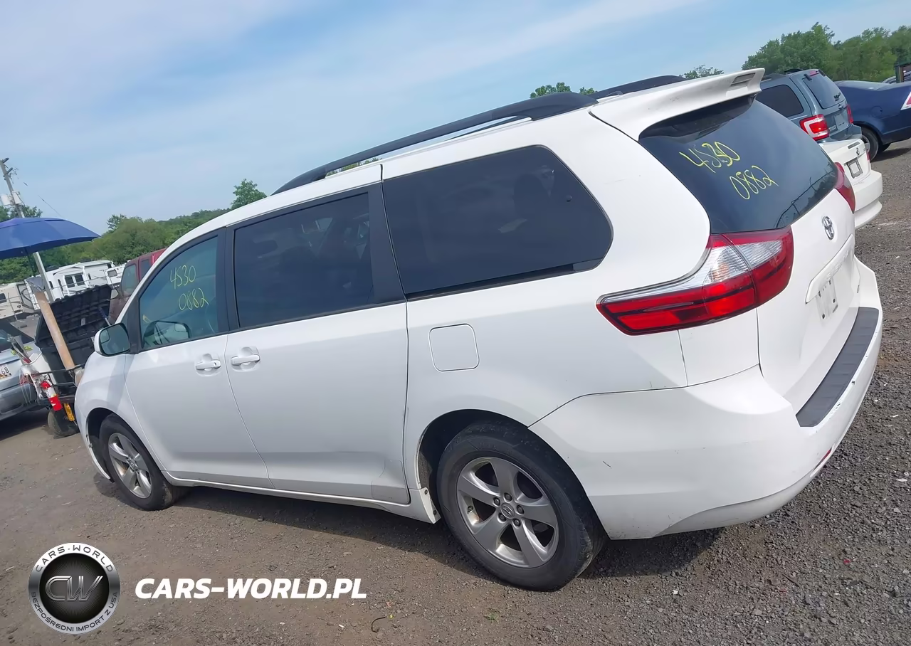 2017 Toyota Sienna Le 8 Passenger VIN:5TDKZ3DC6HS836439 - 14