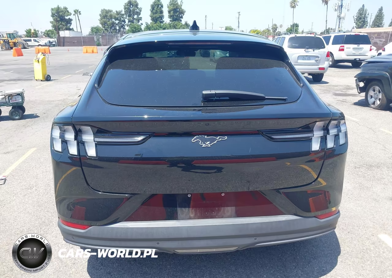 2023 Ford Mustang Mach-E Select VIN:3FMTK1RM5PMA17639 - 16