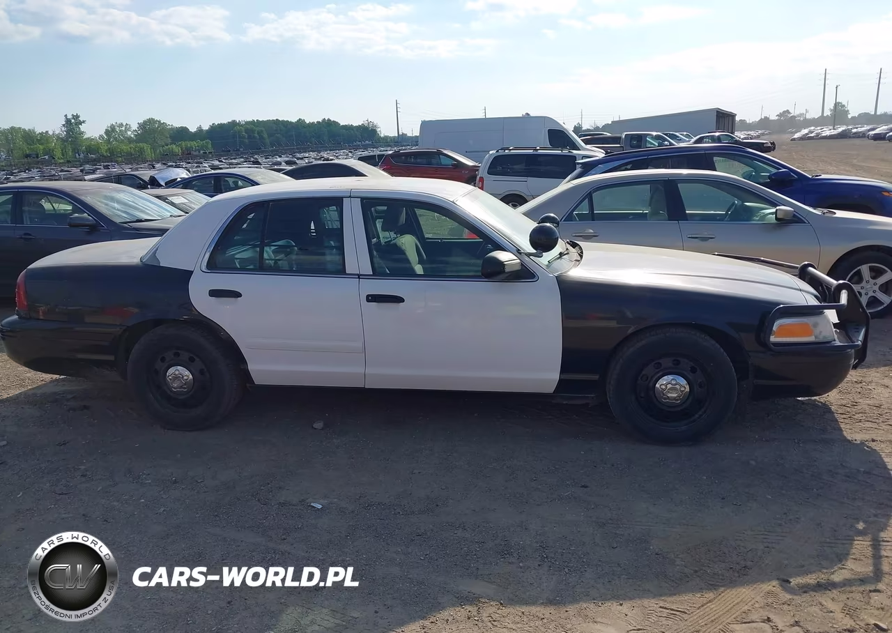 2006 Ford Crown Victoria Police-Police Interceptor VIN:2FAHP71W86X123152 - 13
