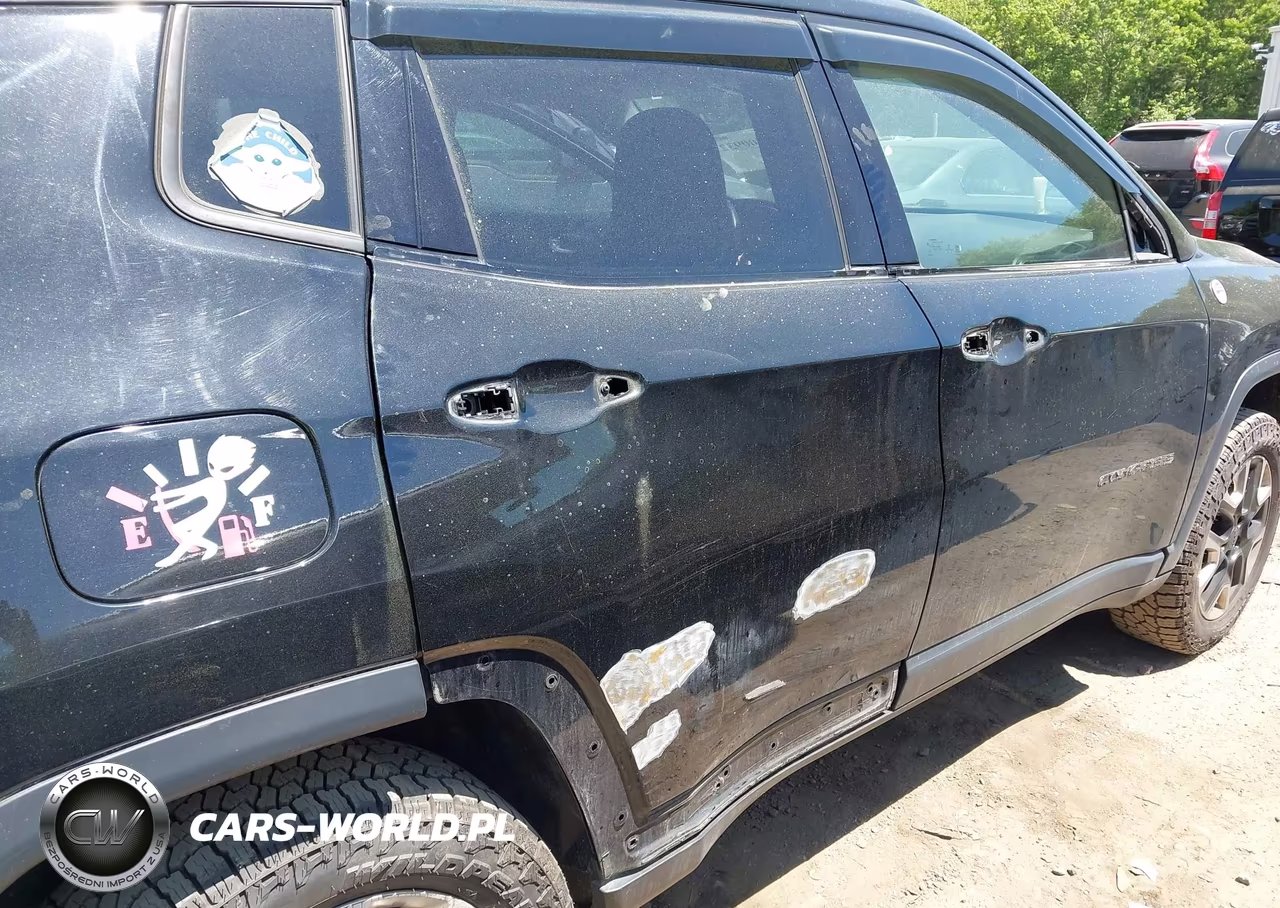 2018 Jeep Compass Trailhawk 4X4 VIN:3C4NJDDB6JT153749 - 6