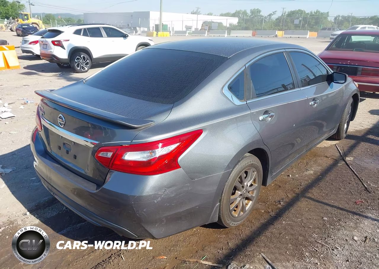 2017 Nissan Altima 2.5 S VIN:1N4AL3AP3HN325321 - 4