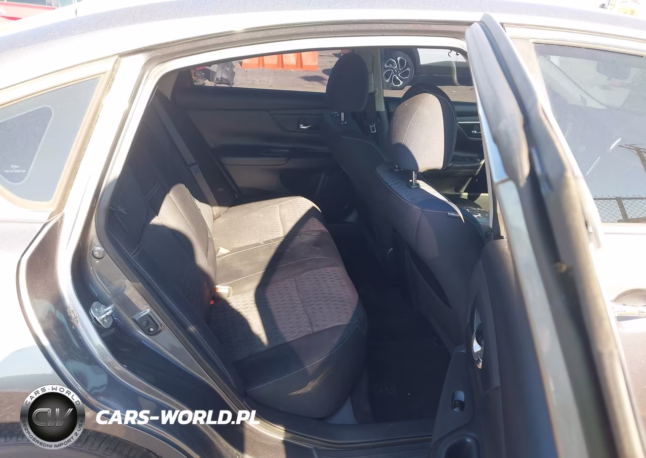 2017 Nissan Altima 2.5 S VIN:1N4AL3AP3HN325321 - 8