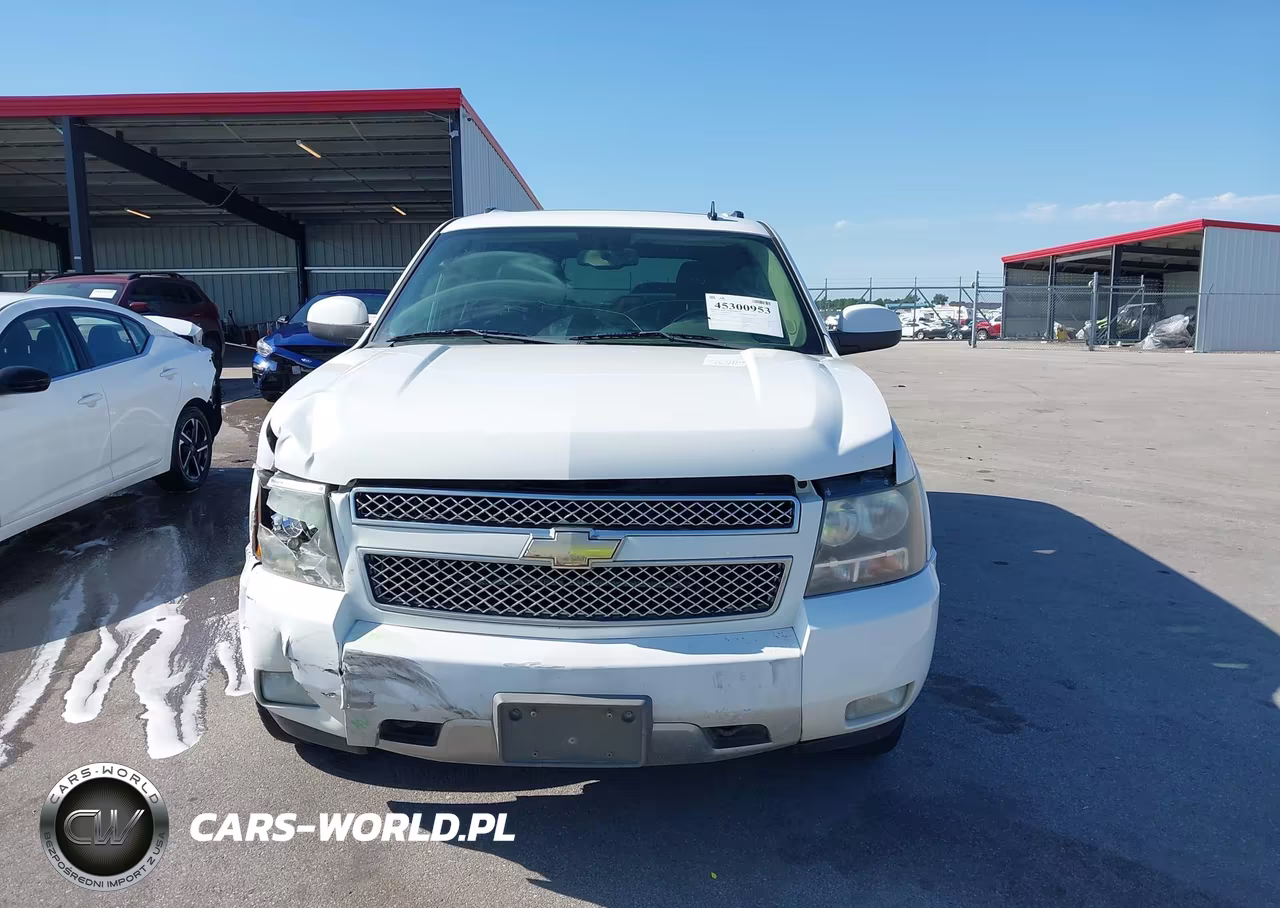 2011 Chevrolet Suburban 1500 Lt1 VIN:1GNSKJE34BR371373 - 12