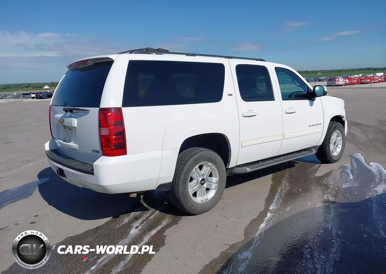 2011 Chevrolet Suburban 1500 Lt1 VIN:1GNSKJE34BR371373 - 4