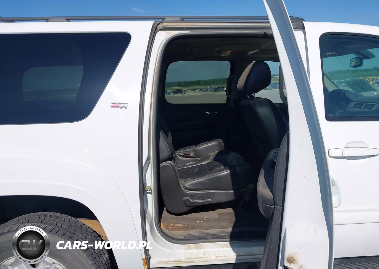 2011 Chevrolet Suburban 1500 Lt1 VIN:1GNSKJE34BR371373 - 8