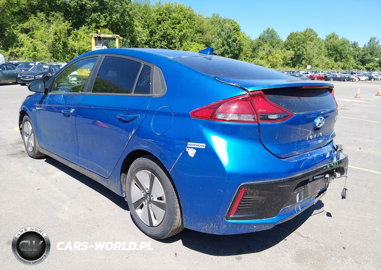 2018 Hyundai Ioniq Hybrid Blue VIN:KMHC65LC4JU084568 - 3