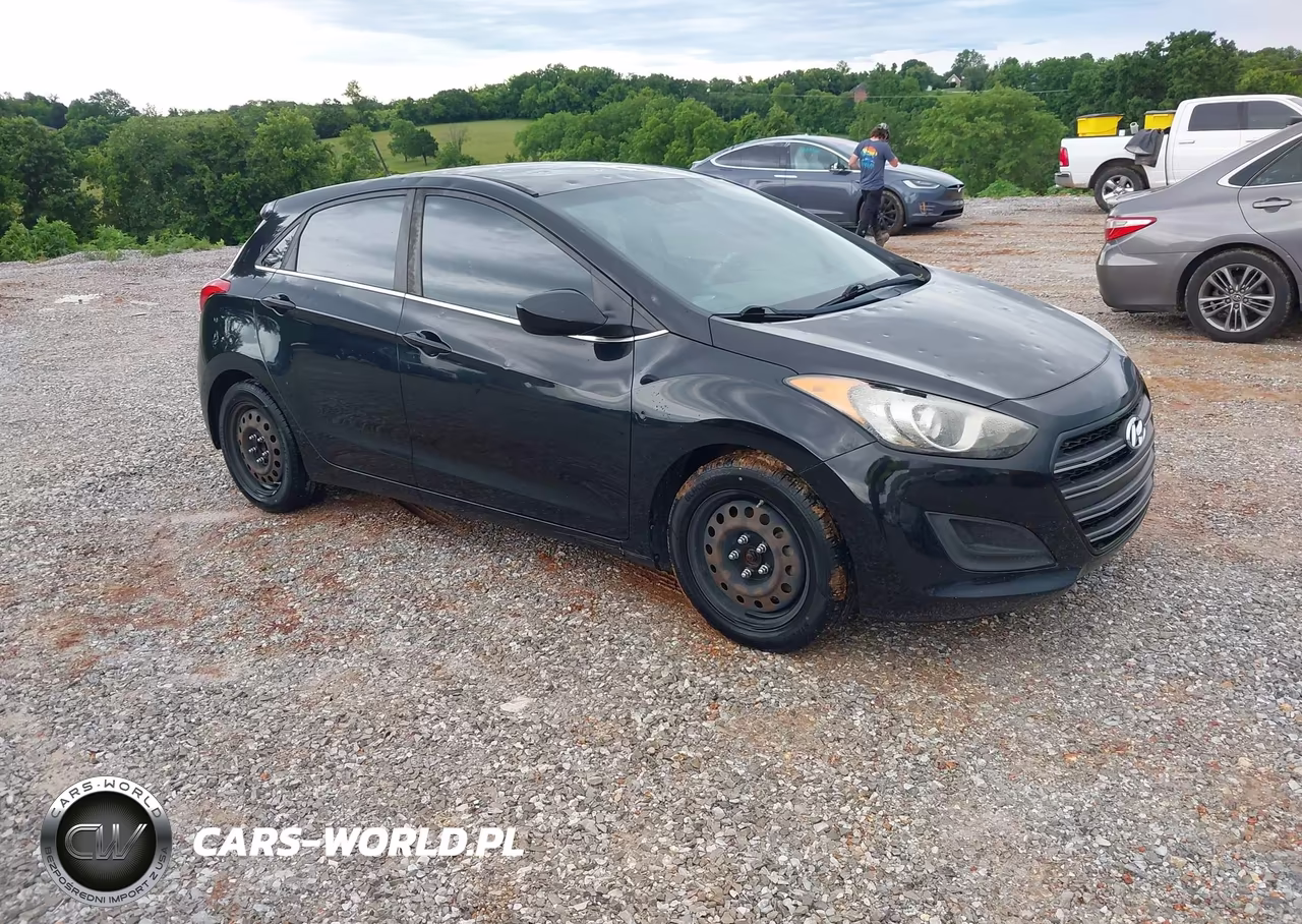 2017 Hyundai Elantra Gt – zdjęcie 1 z 11