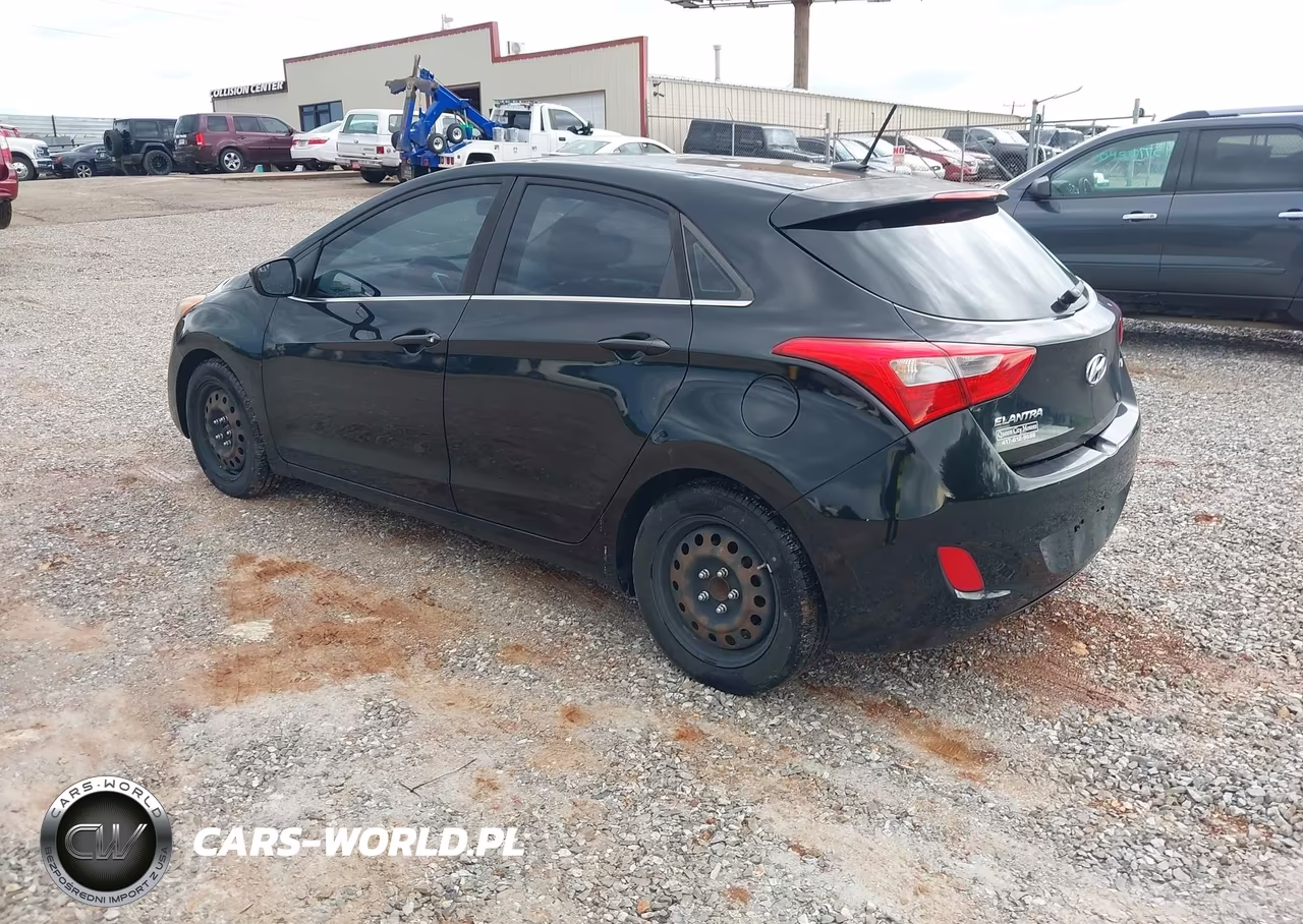 2017 Hyundai Elantra Gt VIN:KMHD35LH2HU363813 - 3