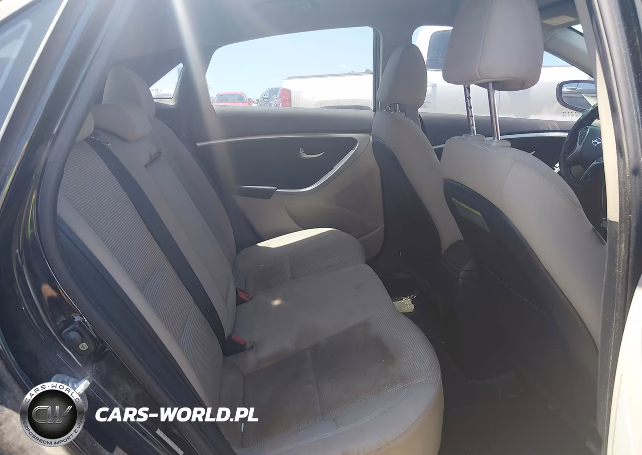 2017 Hyundai Elantra Gt VIN:KMHD35LH2HU363813 - 8