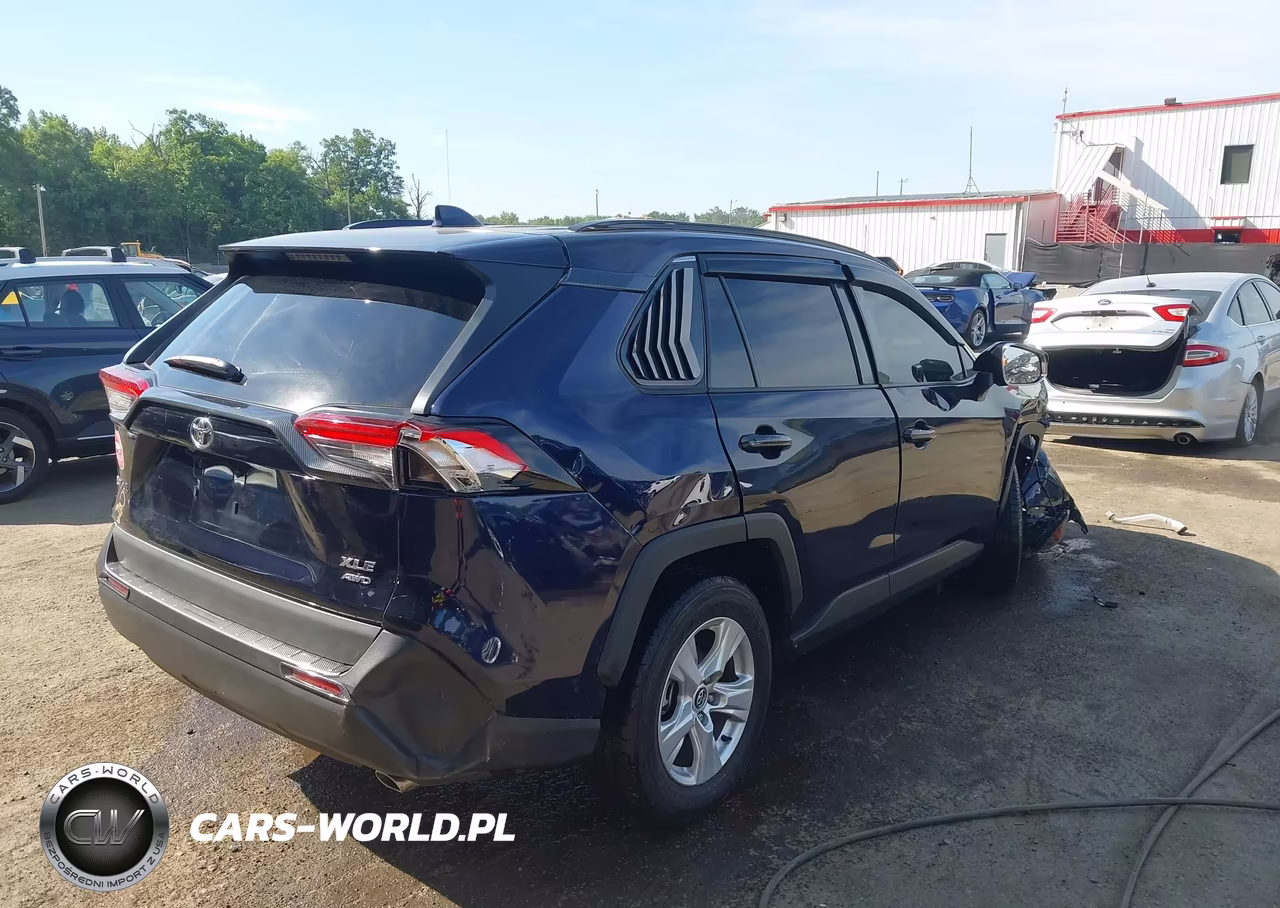 2020 Toyota Rav4 Xle VIN:2T3P1RFV5LW085727 - 4