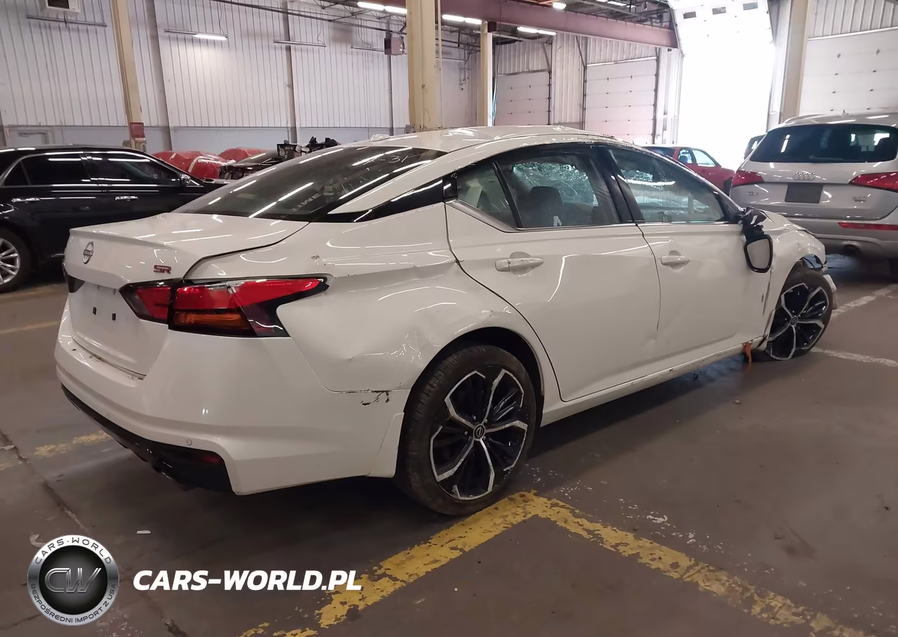2025 Nissan Altima Sr VIN:1N4BL4CV5SN304872 - 4