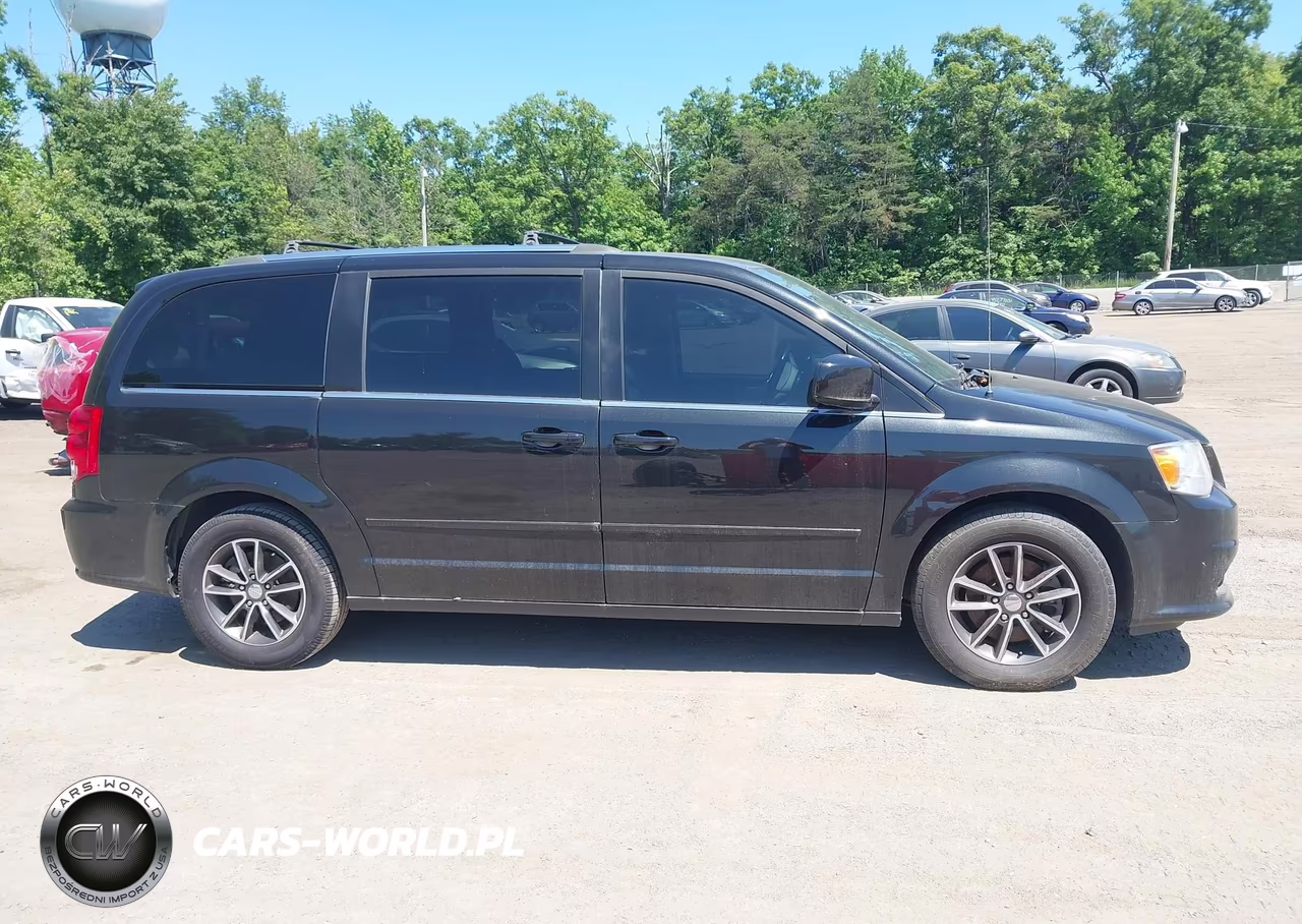 2017 Dodge Grand Caravan Sxt VIN:2C4RDGCG1HR760825 - 13