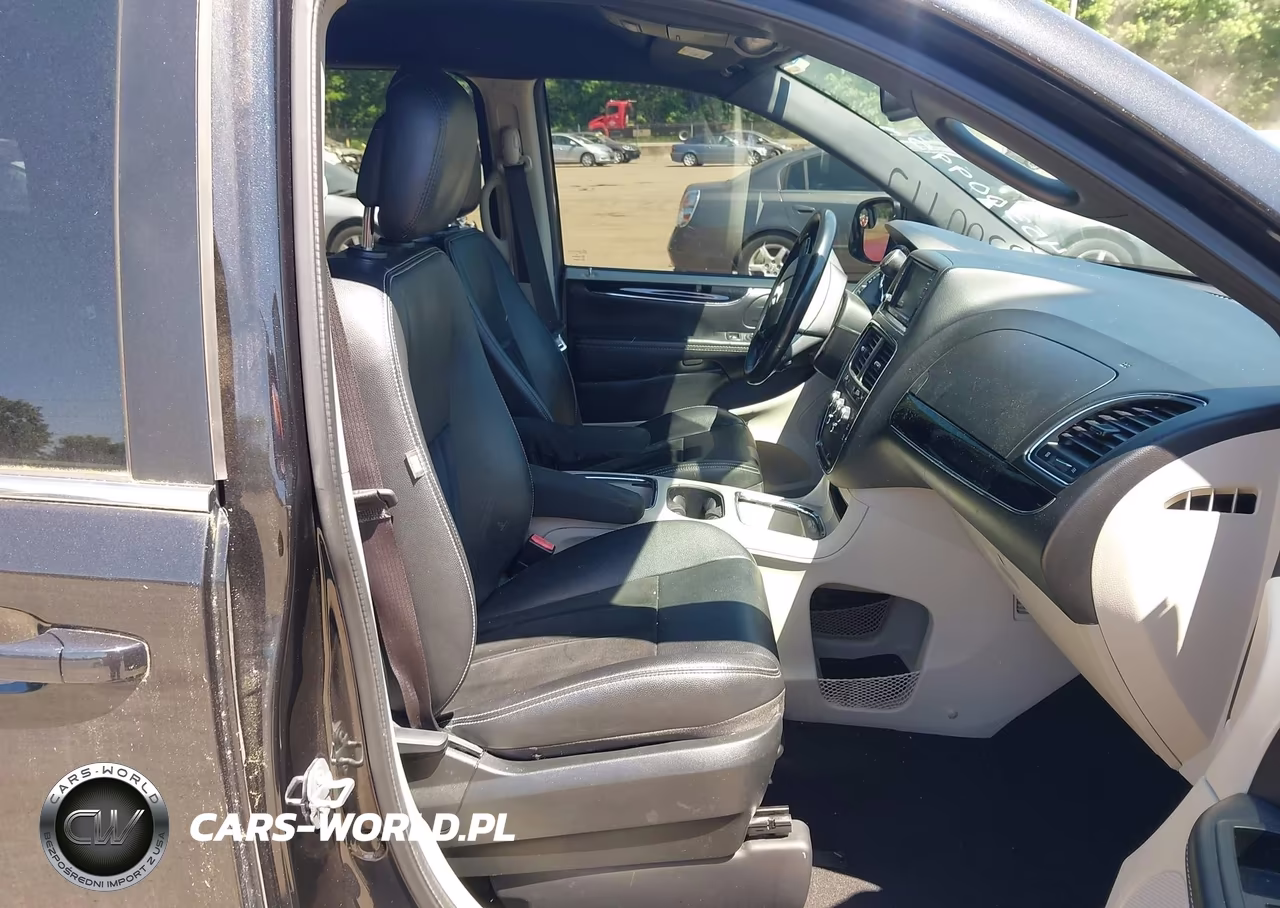 2017 Dodge Grand Caravan Sxt VIN:2C4RDGCG1HR760825 - 5