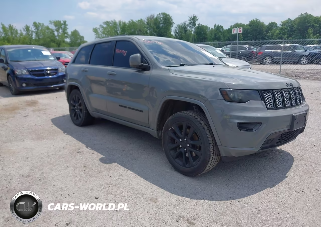 2021 Jeep Grand Cherokee Laredo X 4X4 – zdjęcie 1 z 16