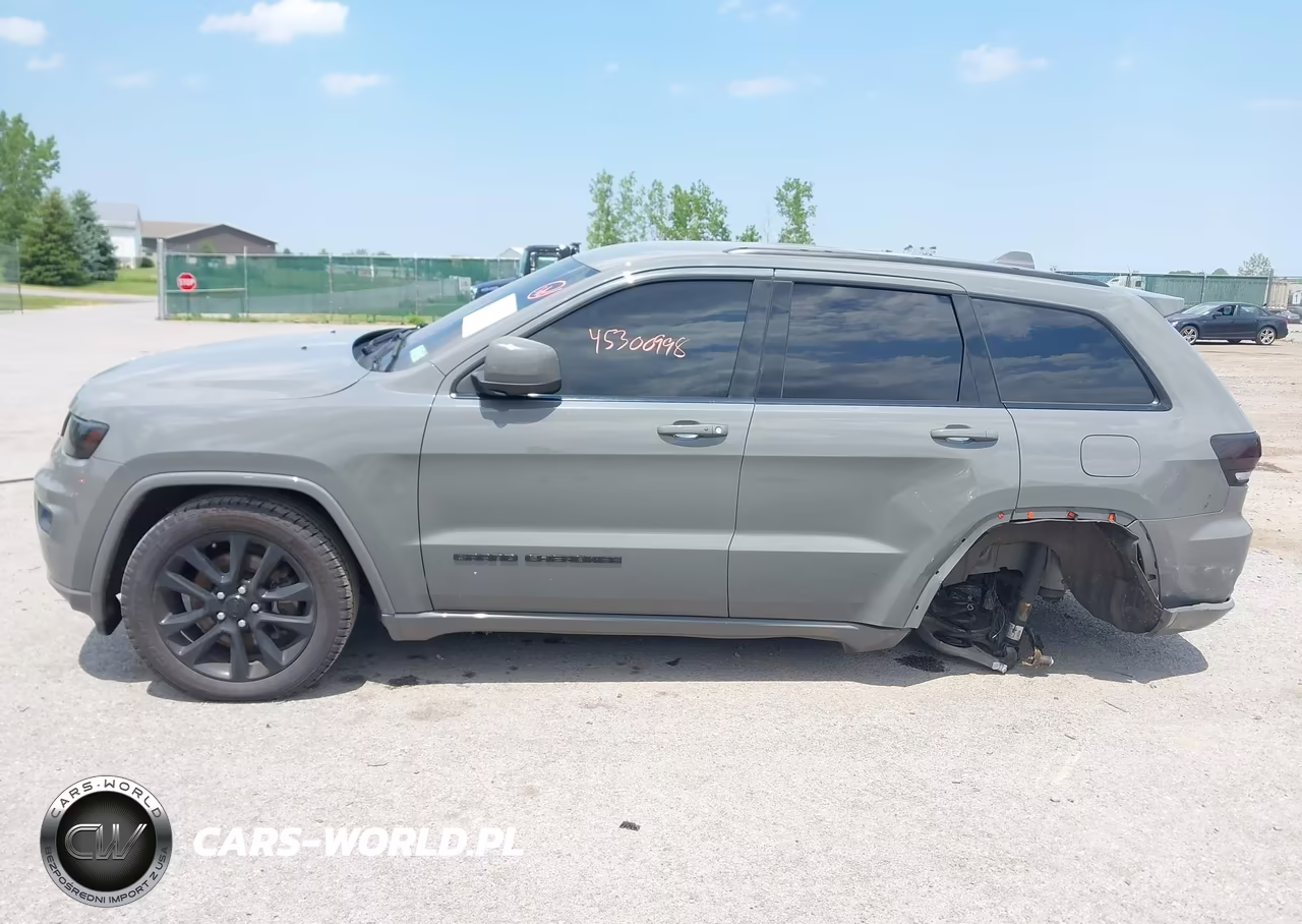 2021 Jeep Grand Cherokee Laredo X 4X4 VIN:1C4RJFAG1MC753074 - 14