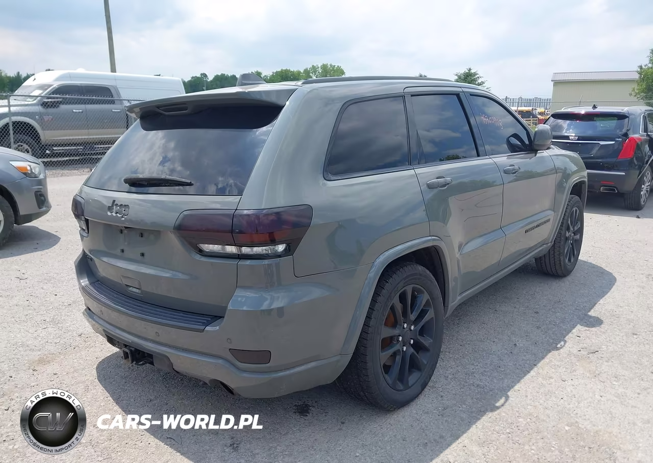 2021 Jeep Grand Cherokee Laredo X 4X4 VIN:1C4RJFAG1MC753074 - 4