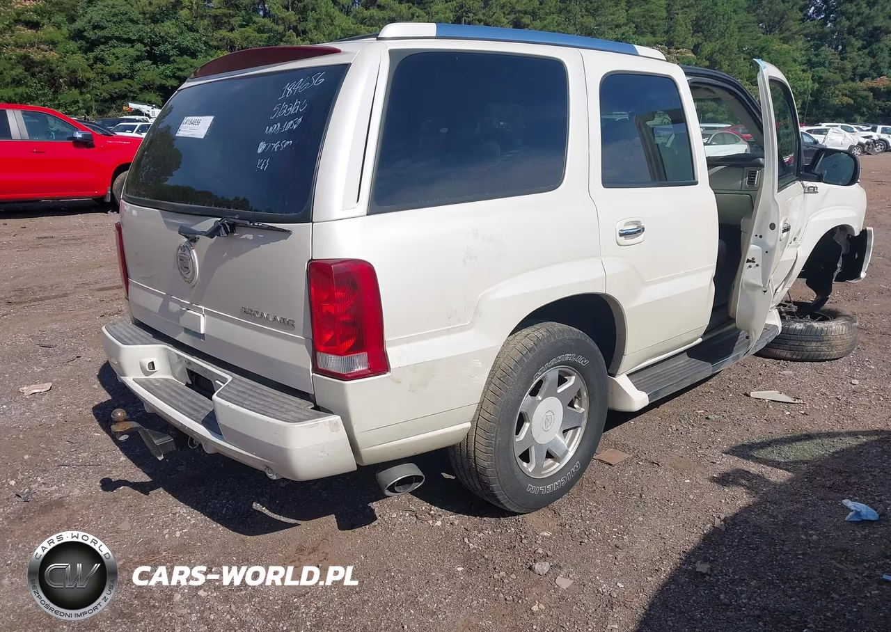 2002 Cadillac Escalade Standard VIN:1GYEC63T32R186048 - 4