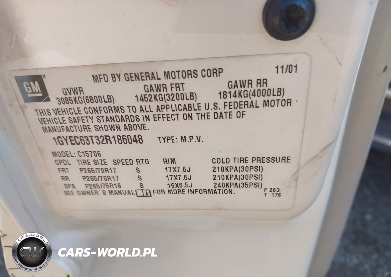 2002 Cadillac Escalade Standard VIN:1GYEC63T32R186048 - 9