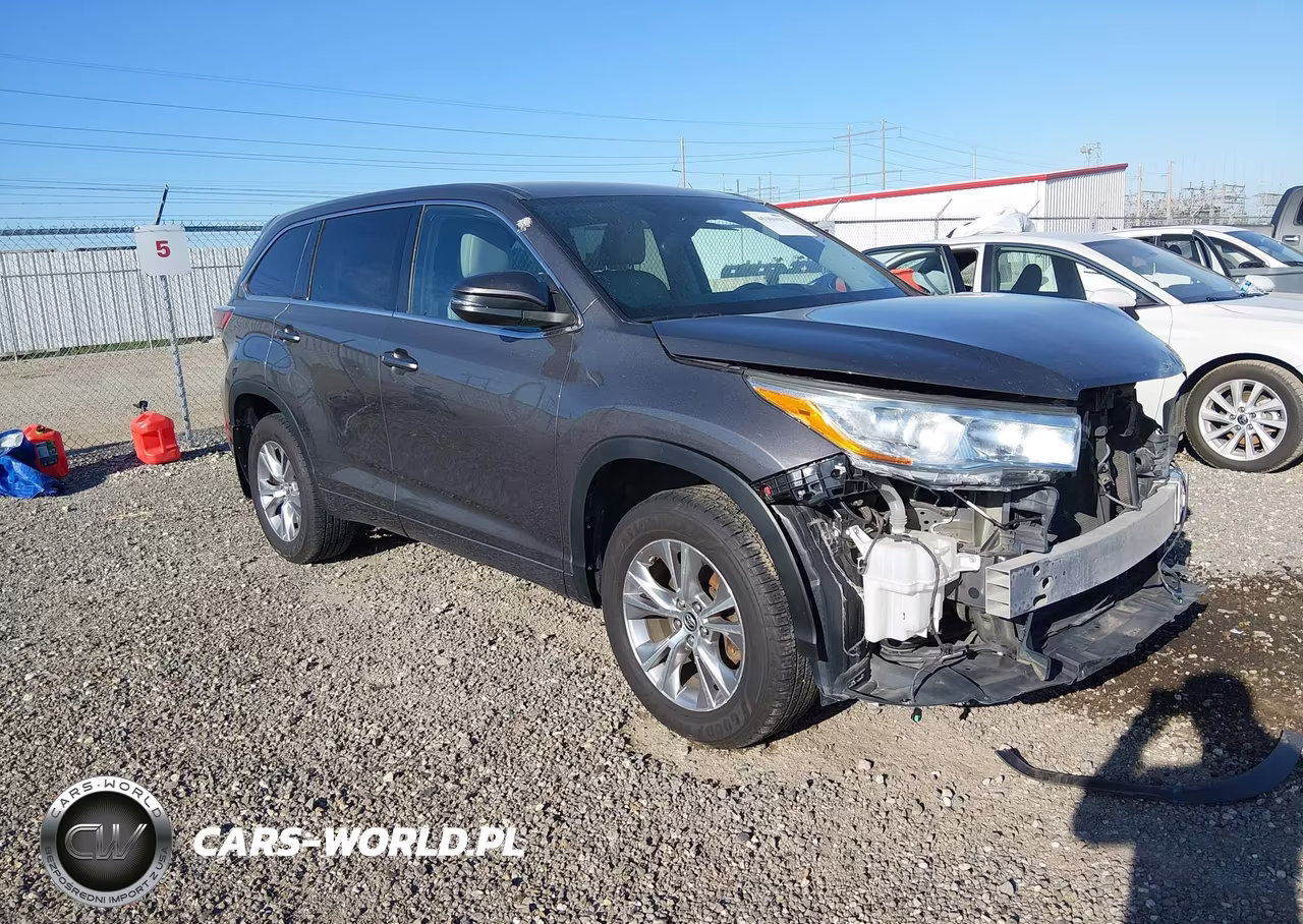 2016 Toyota Highlander Le Plus V6 – zdjęcie 1 z 18