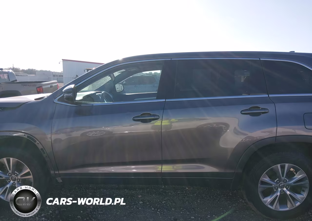 2016 Toyota Highlander Le Plus V6 VIN:5TDZKRFH2GS186229 - 15