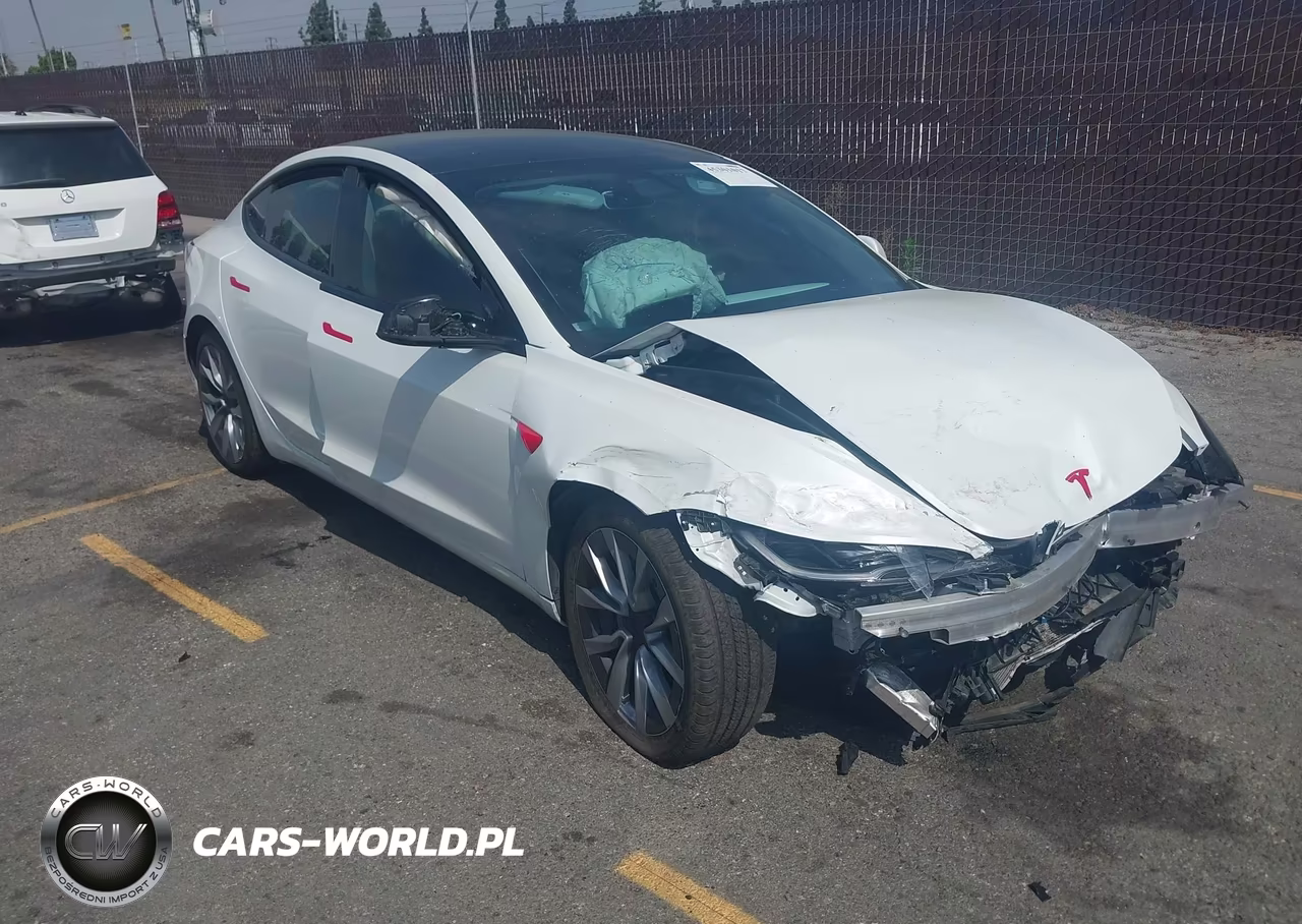 2024 Tesla Model 3 – zdjęcie 1 z 20